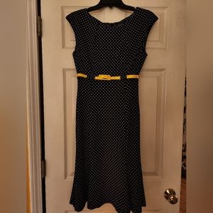 NWOT Woman's Dress Size 6
